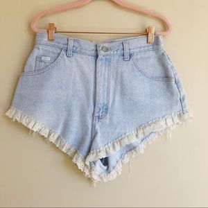 Vintage Lee Jeans Light Wash Denim Jean Shorts Eyelet Ruffle Cheeky